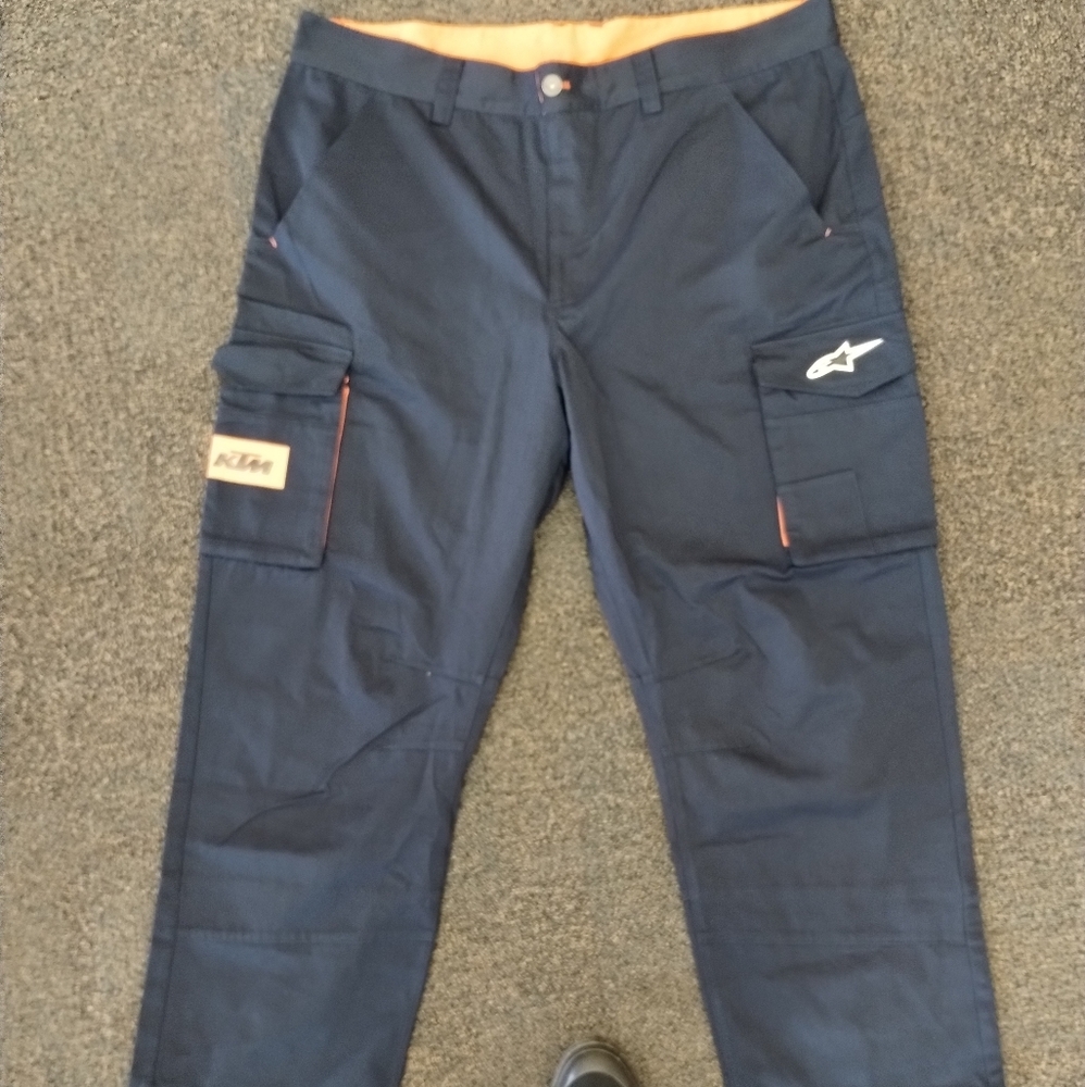 BRAND NEW WITH TAGS KTM Mechanics Cargo Pants